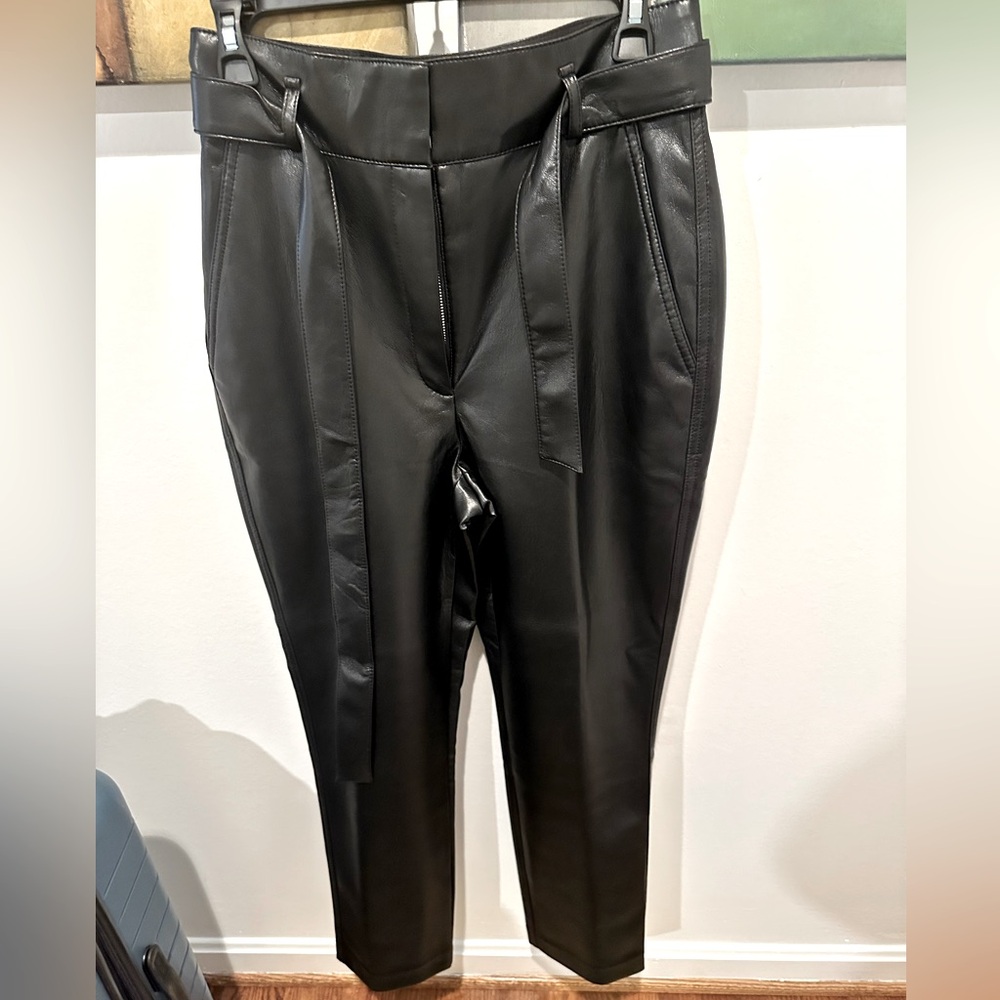 Aritzia Babaton Vegan Leather Paperbag Pants size US6